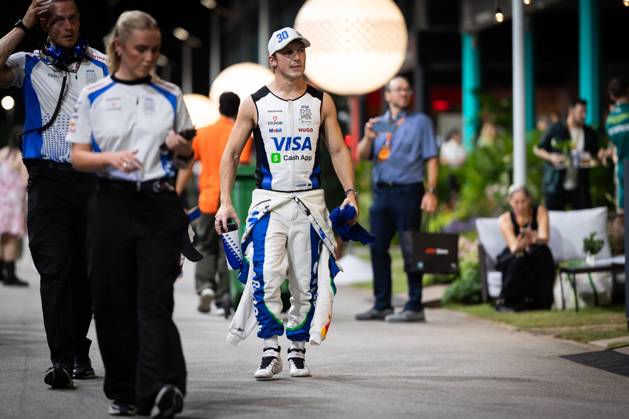 F1 - SINGAPORE GRAND PRIX 2025 LAWSON Liam (nzl), Visa Cash App RB F1 Team VCARB02, portrait during the 2025 Formula 1 Singapore Grand Prix, 18th round of the 2025 FIA Formula One World Championship, WM, Weltmeisterschaft from October 3 to 5, 2025 on the Marina Bay Street Circuit, in Singapore - SingaporeSingapore Copyright: xDPPIx