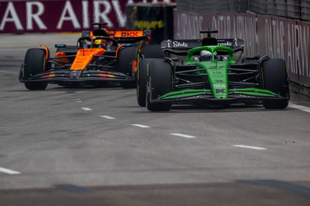 MARINA BAY, SINGAPORE: Nico Hulkenberg, racing for the Stake F1 Team team during the 2025 Formula 1 Singapore Grand Prix at the Marina Bay Street Circuit in Marina Bay, Singapore