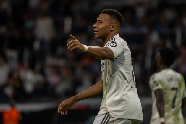 October 4, 2025, Madrid, Spain: Kylian MbappÃ Real Madrid celebrate a goal during the EA SPORTS La Liga 2025-2026 match between Real Madrid and Villarreal CF played at the Santiago BernabÃ u Stadium. Final score: Real Madrid 3 - 1 Villarreal CF Madrid Spain - ZUMAs197 20251004_aaa_s197_992 Copyright: xDavidxCanalesx