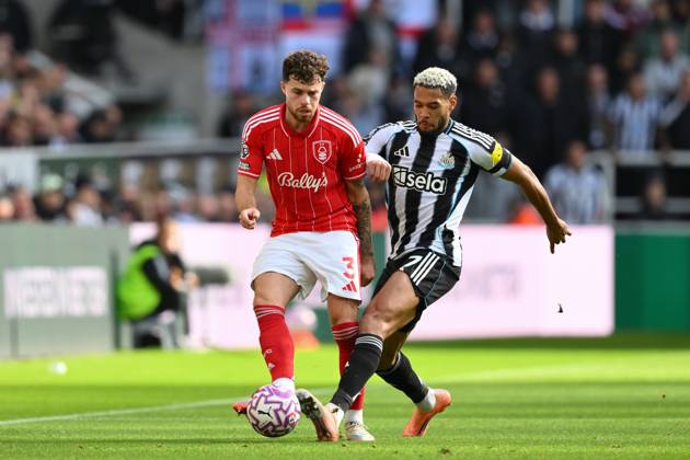 Newcastle United v Nottingham Forest - Premier League Joelinton of Newcastle United tackles Neco Williams of Nottingham Forest during the Premier League match between Newcastle United and Nottingham Forest at St. James s Park in Newcastle, United Kingdom, on October 5, 2025. Newcastle Tyne and Wear United Kingdom Copyright: xMIxNewsx originalFilename:fletcher-newcastl251005_npMJz