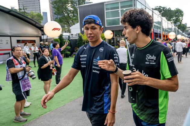 MARINA BAY, SINGAPORE: Alex Albon, racing for the Williams Racing team during the 2025 Formula 1 Singapore Grand Prix at the Marina Bay Street Circuit in Marina Bay, Singapore