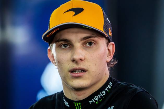 October 4, 2025, Singapore, Singapore: Oscar Piastri of Australia and McLaren F1 Team during Formula One Singapore Grand Prix. Singapore Singapore - ZUMAs197 20251004_aaa_s197_1210 Copyright: xJayxHiranox