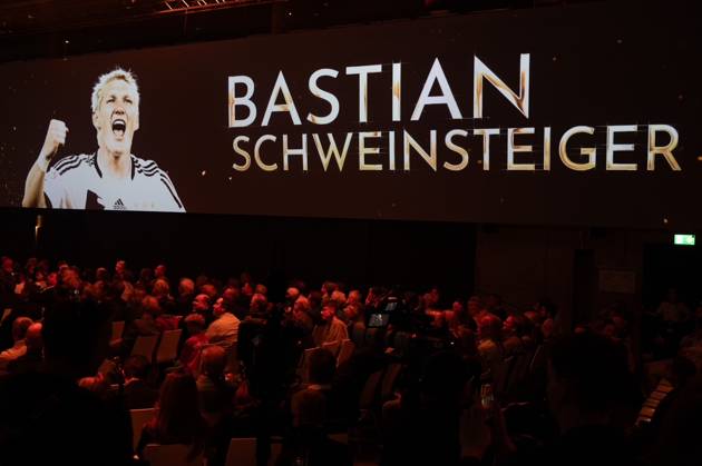 Dortmund am 6.Oktober 2025 HALL OF FAME-Preisverleihung 2025 im Deutschen Fußballmuseum v.,l., Bastian Schweinsteiger Copyright: JoaquimxFerreira