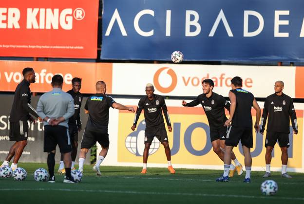 Besiktas training session ahead of UEFA Europa League match against Portugal s Rio Ave ISTANBUL, TURKEY - SEPTEMBER 23 : Players of Besiktas attend a training session led by Besiktas assistant coach Murat Sahin ahead of the UEFA Europa League 3rd qualifying round match against Portugal s Rio Ave at Besiktas Nevzat Demir Facilities in Istanbul, Turkey on September 23, 2020. Istanbul Turkey. Editorial use only. Please get in touch for any other usage.  Copyright: x2025xAnadoluxEmrahxYorulmazx