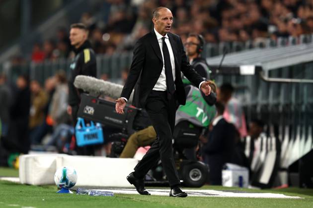 Juventus Fc - Ac Milan Massimiliano Allegri, head coach of Ac Milan gestures during the Serie A match beetween Juventus Fc and Ac Milan at Allianz Stadium on October 5, 2025 in Turin, Italy . Torino Allianz Stadium Italy Copyright: xMarcoxCanonierox