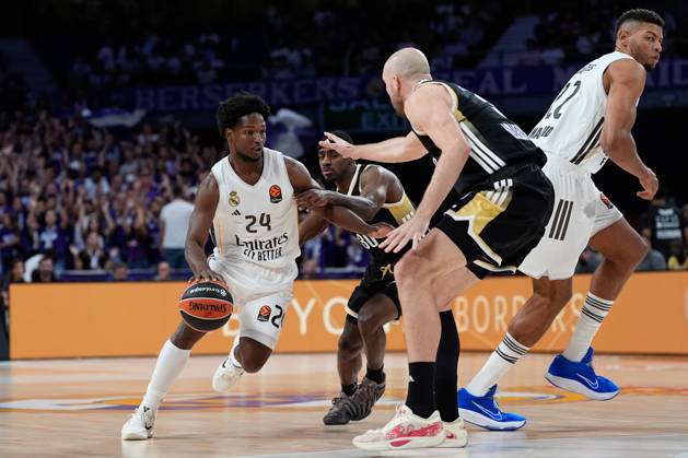 October 9, 2025, Madrid, Madrid, Spain: Andres Feliz of Real Madrid in action during the Turkish Airlines Euroleague 2025 26 League Phase MD3, match played between Real Madrid and LDLC ASVEL Villeurbanne at Movistar Arena on October 09, 2025 in Madrid, Spain. Madrid Spain - ZUMAa181 20251009_zaa_a181_372 Copyright: xDennisxAgyemanx