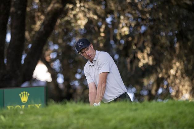 October 10, 2025, Madrid, Madrid, Spain: ROSS FISHER, taking the first shot from hole 1 during the matchday of the Open de Espao±a presented by Madrid, held at the Club de Campo Villa de Madrid on October 10, 2025, in Madrid, Spain. Madrid Spain - ZUMAc312 20251010_zsp_c312_102 Copyright: xOscarxManuelxSanchezx