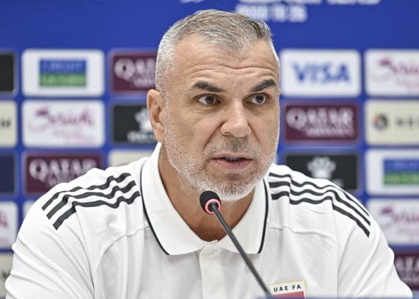 press conference, PK, Pressekonferenz TEAM UNITED ARAB EMIRATES-2026 FIFA World Cup, WM, Weltmeisterschaft, Fussball ASIAN QUALIFIER PLAYOFFS Head coach of United Arab Emirates Cosmin Olaroiu attends a press conference ahead of the FIFA World Cup 2026 AFC Asian qualifiers playoffs group A match between Qatar and United Arab Emirates at Jassim Bin Hamad Stadium in Doha, Qatar, on October 13, 2025. DOHA Qatar Copyright: xNOUSHADx