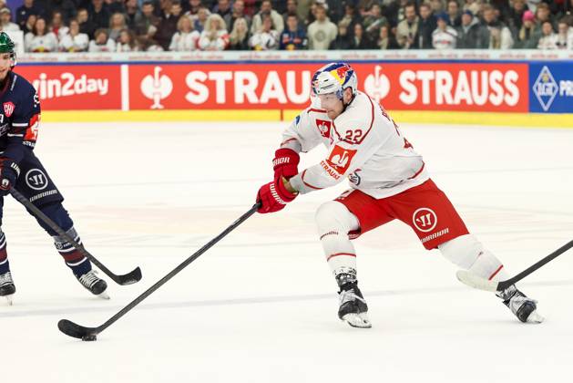 Ice hockey, Eishockey - CHL, EC RBS vs Berlin SALZBURG,AUSTRIA,15.OCT.25 - ICE HOCKEY - CHL, Champions Hockey League, group stage, EC Red Bull Salzburg vs Eisbaeren Berlin. Image shows Dennis Robertson (EC RBS).  GEPAxpictures xMathiasxMandl