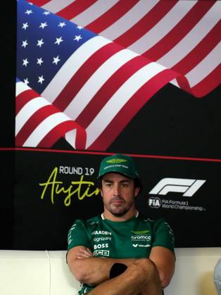16.10.2025, Circuit of The Americas, Austin, FORMULA 1 MSC CRUISES UNITED STATES GRAND PRIX 2025 , im Bild Fernando Alonso (ESP), Aston Martin Aramco Cognizant Formula One Team (Photo by Hasan Bratic DeFodi Images) 16 10 2025, Circuit of The Americas, Austin, FORMULA 1 MSC CRUISES UNITED STATES GRAND PRIX 2025 , in the picture Fernando Alonso ESP , Aston Martin Aramco Cognizant Formula One Team Photo by Hasan Bratic DeFodi Images