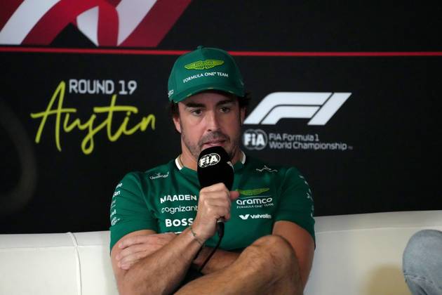 16.10.2025, Circuit of The Americas, Austin, FORMULA 1 MSC CRUISES UNITED STATES GRAND PRIX 2025 , im Bild Fernando Alonso (ESP), Aston Martin Aramco Cognizant Formula One Team (Photo by Hasan Bratic DeFodi Images) 16 10 2025, Circuit of The Americas, Austin, FORMULA 1 MSC CRUISES UNITED STATES GRAND PRIX 2025 , in the picture Fernando Alonso ESP , Aston Martin Aramco Cognizant Formula One Team Photo by Hasan Bratic DeFodi Images