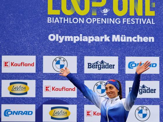 BIATHLON - Loop One Opening Festival MUNICH,GERMANY,19.OCT.25 - BIATHLON - Loop One Opening Festival. Image shows the rejoicing of Lisa Vittozzi (ITA).  GEPAxpictures xThomasxBachun