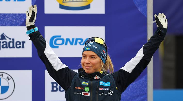 BIATHLON - Loop One Opening Festival MUNICH,GERMANY,19.OCT.25 - BIATHLON - Loop One Opening Festival. Image shows the rejoicing of Anna Magnusson (SWE).  GEPAxpictures xThomasxBachun