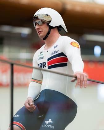 2025 Tissot UCI Track World Championships Picture by Alex Whitehead SWpix.com - 20 10 2025 - Cycling - 2025 Tissot UCI Track World Championships - Velodromo Penalolà n, Santiago, Chile - Training - Matthew Richardson of Great Britain. Santiago Velodromo Parque Penalolà n Chile Copyright: x xSWpix.comx(t axPhotographyxHubxLtd)xAlexxWhitehead SWpix.comx SWP-3030-10335