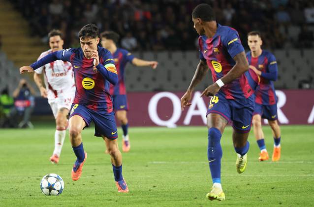 FC Barcelona, Barca v Olympiacos FC - UEFA Champions League 2025 26 League Phase MD3 Pedri and Marcus Rashford play during the match between FC Barcelona and Olympiacos FC, corresponding to Matchday 3 of the League phase of the UEFA Champions League, at the Lluis Companys Stadium in Barcelona, Spain, on October 21, 2025. Barcelona Barcelona Spain Copyright: xUrbanandsportx originalFilename:urbanandsport-fcbarcel251021_npUbU
