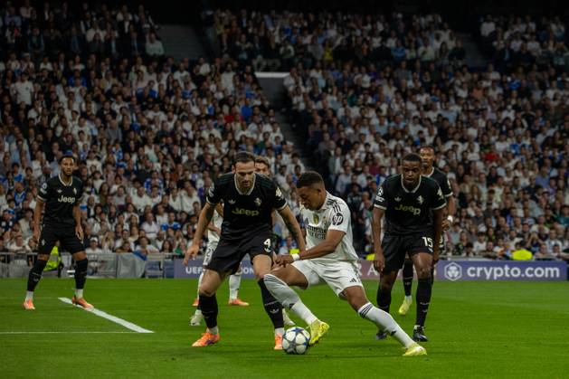 October 22, 2025, Madrid, Spain: Kylian MbappÃ , Real Madrid in action during the UEFA Champions League match between Real Madrid and Juventus at the Santiago Bernabeu Stadium. Final score: Real Madrid 1 Juventus 0 Madrid Spain - ZUMAs197 20251022_aaa_s197_856 Copyright: xDavidxCanalesx