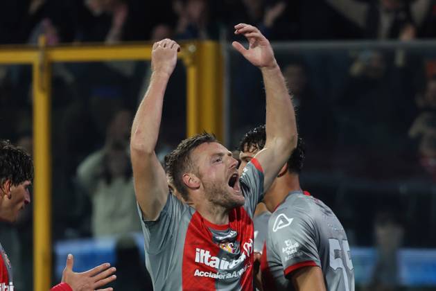 esultanza gol 1-0 UC Cremonese s Jamie Vardy during the Serie A soccer match between Cremonese and Atalanta at the Giovanni Zini Stadium in Cremona Italy - Sunday, 25 october 2025. - Soccer . Copyright: xAlbertoxMariani LaPressex