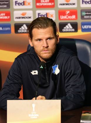 Hoffenheim s press conference, PK, Pressekonferenz ahead of the UEFA Europa League match ISTANBUL, TURKEY - NOVEMBER 01: Eugen Polanski of Hoffenheim attends a joint press conference ahead of UEFA Europa League Group C soccer match between Hoffenheim and Medipol Basaksehir at Fatih Terim Stadium in Istanbul, Turkey on November 01, 2017. Istanbul Turkey. Editorial use only. Please get in touch for any other usage. Copyright: x2025xAnadoluxÅžebnemxCoÅükunx