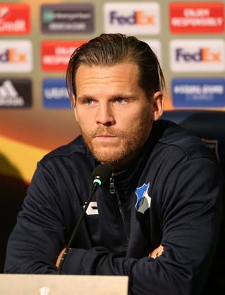 Hoffenheim s press conference, PK, Pressekonferenz ahead of the UEFA Europa League match ISTANBUL, TURKEY - NOVEMBER 01: Eugen Polanski of Hoffenheim attends a joint press conference ahead of UEFA Europa League Group C soccer match between Hoffenheim and Medipol Basaksehir at Fatih Terim Stadium in Istanbul, Turkey on November 01, 2017. Istanbul Turkey. Editorial use only. Please get in touch for any other usage. Copyright: x2025xAnadoluxÅžebnemxCoÅükunx
