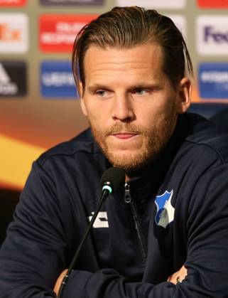 Hoffenheim s press conference, PK, Pressekonferenz ahead of the UEFA Europa League match ISTANBUL, TURKEY - NOVEMBER 01: Eugen Polanski of Hoffenheim attends a joint press conference ahead of UEFA Europa League Group C soccer match between Hoffenheim and Medipol Basaksehir at Fatih Terim Stadium in Istanbul, Turkey on November 01, 2017. Istanbul Turkey. Editorial use only. Please get in touch for any other usage. Copyright: x2025xAnadoluxÅžebnemxCoÅükunx