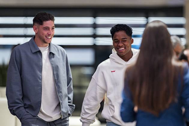 Kylian Mbappe Awarded With Golden Boot 2024-2025 Players of Real Madrid (from L to R) Federico Valverde, Endrick Felipe are seen arriving at the ceremony of Golden Boot 2024-2025 award to Kylian Mbappe at Estadio Santiago Bernabeu on October 31, 2025 in Madrid, Spain. Madrid Estadio Santiago Bernabeu Madrid Spain Copyright: xAlbertoxGardinx AGardin_20251031_Mbappe_Golden_0952