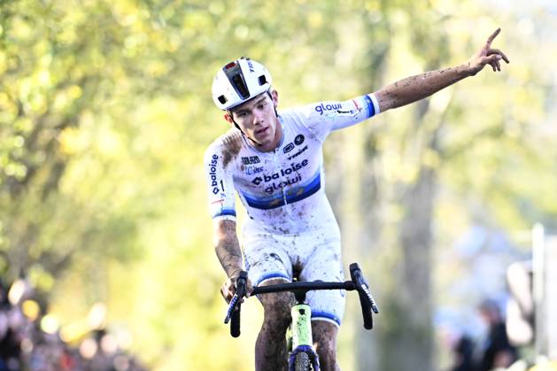 Belgian Thibau Nys celebrates after winning the men elite race of the Koppenbergcross, the first race (out of eight) of the X2O Badkamers trophy cyclocross competition, in Melden, Oudenaarde, on Saturday 01 November 2025. JASPERxJACOBS x138624828x