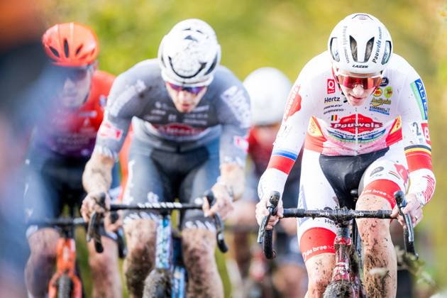 Belgian Michael Vanthourenhout pictured in action during the men elite race of the Koppenbergcross, the first race (out of eight) of the X2O Badkamers trophy cyclocross competition, in Melden, Oudenaarde, on Saturday 01 November 2025. JASPERxJACOBS x138629909x