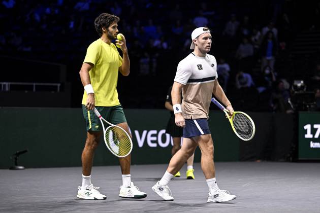 Rolex Paris Masters day 6 Francisco Cabral and Lucas Miedler during a doubles match during the Rolex Paris Masters 1000 ATP, Tennis Herren tennis tournament at the La Defense Arena on November 1, 2025 in Paris, France. Photo by Victor Joly ABACAPRESS.COM Paris Ile-de-France France Copyright: xJolyxVictor ABACAx