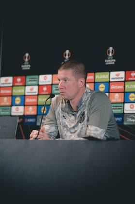 FC Midtjylland press conference, PK, Pressekonferenz - Europa League Herning, Denmark - November 5: Head coahc Mike Tullberg and Kevin Mbabu during FC Midtjylland press conference ahead of the match against Glasgow Celtic in UEFA Europa League at MCH Arena Herning MCH Arena Denmark Copyright: xDANIELxSTENTZx