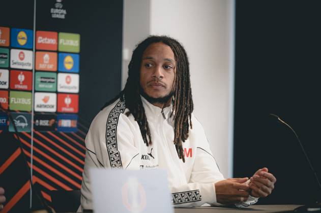 FC Midtjylland press conference, PK, Pressekonferenz - Europa League Herning, Denmark - November 5: Head coahc Mike Tullberg and Kevin Mbabu during FC Midtjylland press conference ahead of the match against Glasgow Celtic in UEFA Europa League at MCH Arena Herning MCH Arena Denmark Copyright: xDANIELxSTENTZx