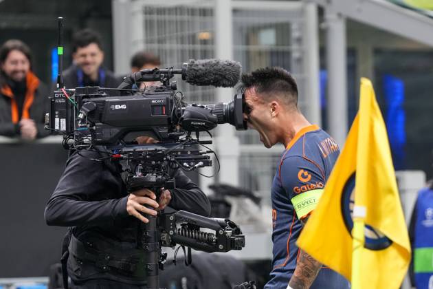 Lautaro Martinez Lautaro Martinez (FC Inter Mailand, F.C. Internazionale Milano, 10) Torjubel, Emotionen, Torschuss, Abschluss, Torerfolg, Tor, Treffer , Italien, Fussball, UEFA Champions League, 4.Spieltag, Ligaphase, 2025 2026, Inter Mailand vs. FC Kairat Almaty, 05.11.2025, Giuseppe-Meazza-Stadion, San Siro, Mailand, Italien Mailand Giuseppe-Meazza-Stadion, San Sir Lombardei Italien Copyright: xArnexAmbergx