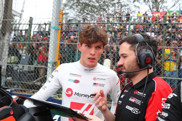 08.11.2025, Autodromo Jose Carlos Pace, Interlagos, Formula 1 MSC Cruises Grande Premio de Sao Paulo 2025 , im Bild Oliver Bearman (GBR), MoneyGram Haas F1 Team (Photo by Hasan Bratic DeFodi Images) 08 11 2025, Autodromo Jose Carlos Pace, Interlagos, Formula 1 MSC Cruises Grande Premio de Sao Paulo 2025 , in the picture Oliver Bearman GBR , MoneyGram Haas F1 Team Photo by Hasan Bratic DeFodi Images