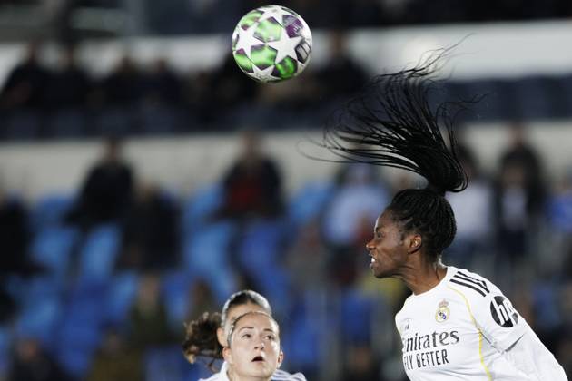 UEFA Women s Champions League - Real Madrid vs Paris FC MADRID, SPAIN -November 11:Naomie Feller of Real Madrid in action during the UEFA Women s Champions League match between Real Madrid and Paris FC at Alfredo Di Stefano stadium in Madrid.(Photo by Guillermo Martinez f22photo) Madrid Alfredo Di Stefano Stadium Spain Copyright: xGuillermoxMartinezx