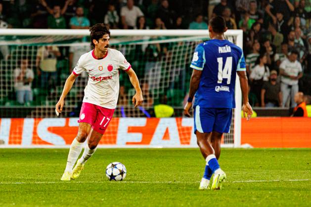 Francisco Trincao seen during UEFA Champions League 25 26 league phase game between teams of Sporting CP and Olympique de Marseille at Estadio Jose Alvalade (Luis Loureiro Ball Raw Images) Lisbon Estadio Jose Alvalade Portugal Copyright: xLuisxLoureirox luisloureiro_sporting_marseille_2526-30