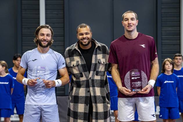 TENNIS : Finale All In Open Auvergne Rhone-Alpes - Decines - 15 11 2025 Jan-Lennard STRUFF remporte la finale face Ã Liam BROADY lors du tournoi ATP, Tennis Herren Challenger 75 au ALL IN Country Club Ã DÃ cines-Charpieu le 15 11 2025. Photo Sandrine Thesillat PeNewZ  Copyright: xSandrinexThesillatx
