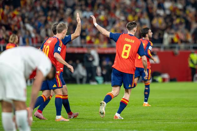 Spain v Turkiye - FIFA World Cup, WM, Weltmeisterschaft, Fussball 2026 Qualifier SEVILLE, SPAIN - NOVEMBER 18: Mikel Oyarzabal of Spain and Real Sociedad celebrates his team s second goal during to the FIFA World Cup 2026 qualifier match between Spain and Turkiye at Estadio de La Cartuja on November 18, 2025 in Seville, Spain. (Photos by Gabriel Colchero Photo Players Images Magara Press) Sevilla Estadio de la Cartuja Sevilla Spain Copyright: xGabrielxColcherox