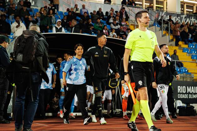 Jose Fonte seen during Liga Portugal game between teams of Casa Pia and CF Estrela Amadora at Estadio Municipal Rio Maior (Maciej Rogowski Ball Raw Images) Rio Maior Estadio Municipal Rio Maior Portugal Copyright: xMaciejxRogowskix maciejrogowski_casapia_estrela_2526-091