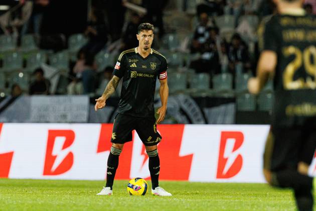Jose Fonte seen during Liga Portugal game between teams of Casa Pia and CF Estrela Amadora at Estadio Municipal Rio Maior (Maciej Rogowski Ball Raw Images) Rio Maior Estadio Municipal Rio Maior Portugal Copyright: xMaciejxRogowskix maciejrogowski_casapia_estrela_2526-122