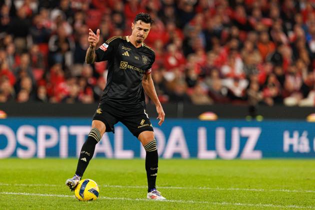 Jose Fonte seen during Liga Portugal game between SL Benfica and Casa Pia AC (Maciej Rogowski Ball Raw Images) Lisbon Estadio Da Luz Portugal Copyright: xMaciejxRogowskix maciejrogowski_slbenfica_casapia_2526-124