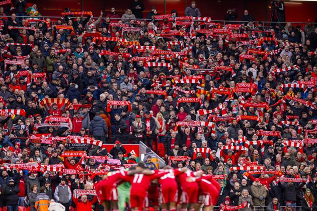 Football - FA Premier League - Liverpool FC v Nottingham Forest FC LIVERPOOL, ENGLAND - Saturday, November 22, 2025: Liverpool supporters singing You ll Never Walk Alone before the FA Premier League match between Liverpool FC and Nottingham Forest FC at Anfield. (Photo by David Rawcliffe Propaganda) LIVERPOOL Anfield MERSEYSIDE ENGLAND Copyright: xDavidxRawcliffex P2025-11-22-Liverpool_Nottingham_Forest-4