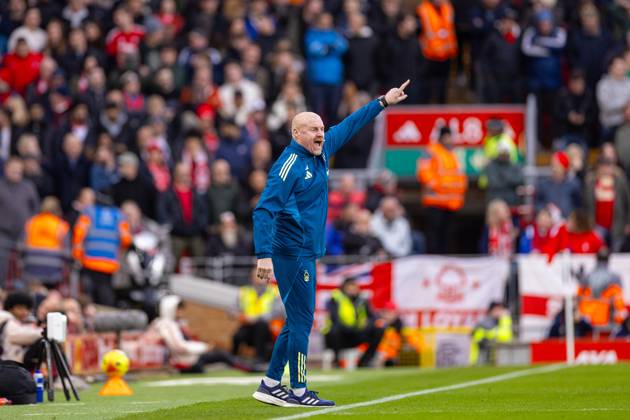 Football - FA Premier League - Liverpool FC v Nottingham Forest FC LIVERPOOL, ENGLAND - Saturday, November 22, 2025: Nottingham Forest s head coach Sean Dyche during the FA Premier League match between Liverpool FC and Nottingham Forest FC at Anfield. (Photo by David Rawcliffe Propaganda) LIVERPOOL Anfield MERSEYSIDE ENGLAND Copyright: xDavidxRawcliffex P2025-11-22-Liverpool_Nottingham_Forest-16