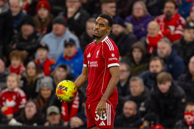 Football - FA Premier League - Liverpool FC v Nottingham Forest FC LIVERPOOL, ENGLAND - Saturday, November 22, 2025: Liverpool s Ryan Gravenberch during the FA Premier League match between Liverpool FC and Nottingham Forest FC at Anfield. (Photo by David Rawcliffe Propaganda) LIVERPOOL Anfield MERSEYSIDE ENGLAND Copyright: xDavidxRawcliffex P2025-11-22-Liverpool_Nottingham_Forest-64
