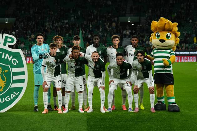 Taca de Portugal - Sporting CP v AC Marinhense (Foto: Joao Alvarinhas Avant Sports) Foto de equipa do Sporting CP antes da partida entre o Sporting CP e o AC Marinhense, a contar para a Taca de Portugal no Estadio Jose Alvalade - Novembro 22, 2025 - Lisboa, Portugal. (Foto: Joao Alvarinhas Avant Sports) Lisboa Estadio Jose Alvalade Portugal Copyright: xJoaoxAlvarinhas AvantxSportsx