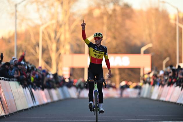 Belgian Thibau Nys celebrates as he crosses the finish line to win alone the men elite race at the World Cup cyclocross cycling event in Tabor, Czech Republic, stage 1 (out of 12) of the UCI World Cup cyclocross competition, Sunday 23 November 2025. DAVIDxPINTENS x143651378x