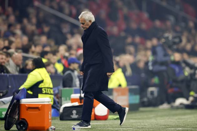 AMSTERDAM - SL Benfica coach Jose Mourinho during the Champions League match between AFC Ajax and SL Benfica at the Johan Cruijff ArenA on November 25, 2025, in Amsterdam, Netherlands. ANP HOLLANDSE HOOGTE MAURICE VAN STEEN UEFA Champions League Matchday 5 2025-2026 xVIxANPxSportx xMauricexvanxSteenxIVx 543066212 originalFilename: 543066212