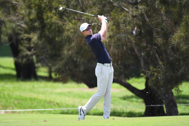 GOLF AUSTRALIAN PGA, Golf Herren Cameron Hugh Davis of Australia plays a shot during the Australian PGA Championship at Royal Queensland Golf Club in Brisbane, Queensland, Thursday, November 27, 2025. ( NO ARCHIVING, EDITORIAL USE ONLY Brisbane Queensland Australia Copyright: xJonoxSearlex 20251127161807477720