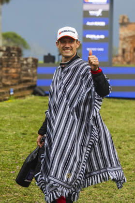 AUTO - WRC, Motorsport Rallye, WM - RALLY DEL PARAGUAY 2025 OGIER Sebastien, Toyota GR Yaris Rally1, portrait, podium, portrait during the 2025 Rally del Paraguay, 10th round of the 2025 WRC World Rally Car Championship, from August 28 to 31, 2025 at Encarnacion, Itapua, Paraguay - EncarnacionParaguay Copyright: xNikosxKatikisx