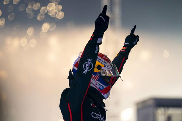 November 30, 2025, Lusail, Qatar: Dutch driver MAX VERSTAPPEN (Red Bull Racing) celebrates after winning the F1 Grand Prix of Qatar at Lusail International Circuit in Lusail, Qatar. Lusail Qatar - ZUMAg147 20251130_fap_g147_017 Copyright: xJamesxGasperottix