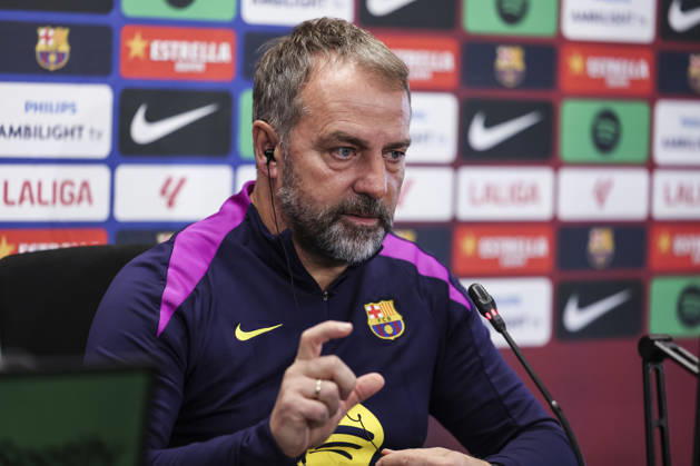 December 5, 2025, Sant Joan Despi, Barcelona, SPAIN: Hansi Flick, head coach of FC Barcelona, Barca attends his press conference, PK, Pressekonferenz during the training day of FC Barcelona ahead the Spanish League, La Liga EA Sports, football match against Real Betis at Ciudad Esportiva Joan Gamper on December 05, 2025 in Sant Joan Despi, Barcelona, Spain. Sant Joan Despi SPAIN - ZUMAa181 20251205_zaa_a181_042 Copyright: xJavierxBorregox