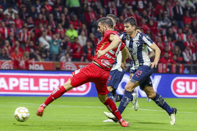 LIGA BBVA MX 2025 LIGA BBVA MX 2025 TOLUCA VS RAYADOS MONTERREY 06122025 TOLUCA, ESTADO DE MEXICO, MEXICO. Action photo of Joao Dias (26) of Diablos Rojos del Toluca, during semifinal game of the Torneo de Apertura 2025 of the BBVA Liga MX, held at the Estadio Nemesio Diez of Toluca, Estado de Mexico against Rayados Monterrey. Foto de accion de Joao Dias (26) de los Diablos Rojos del Toluca, durante juego semifinal del Torneo Apertura 2025 de la Liga BBVA MX, celebrado en el estadio Nemesio Diez de Toluca, Estado de Mexico en contra de Rayados Monterrey. IMAGENSHOP AGENCIA FOTOGRAFICA TOLUCA ESTADO DE MEXICO MEXICO Copyright: xIMAGENSHOPxAGENCIAxFOTOGRAFICAx